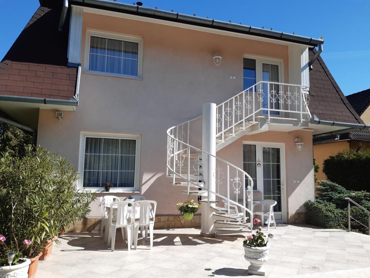 זלקרוס Fodi Apartman מראה חיצוני תמונה