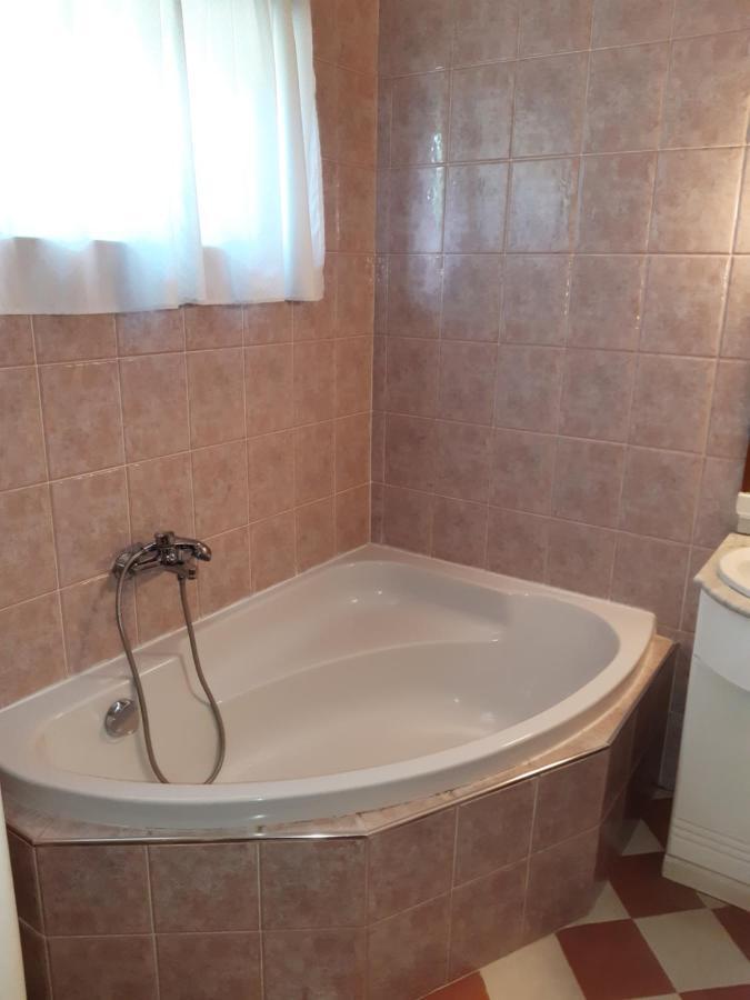 זלקרוס Fodi Apartman מראה חיצוני תמונה