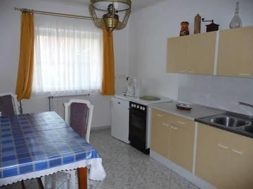 זלקרוס Fodi Apartman מראה חיצוני תמונה